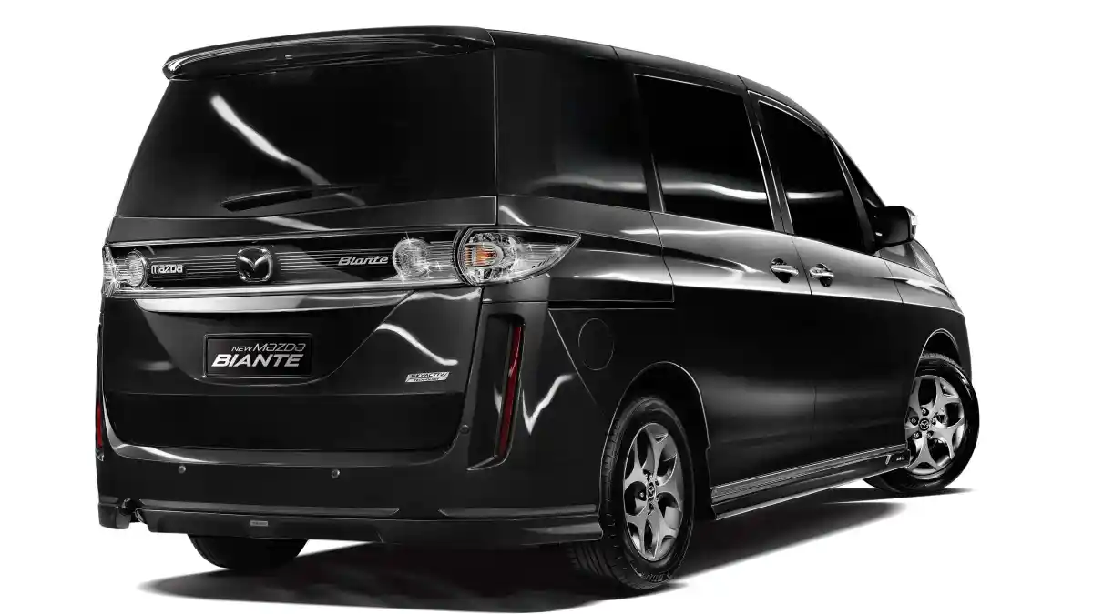 Foto - Komparasi Biaya Perawatan All New Kijang Innova VS Rivalnya