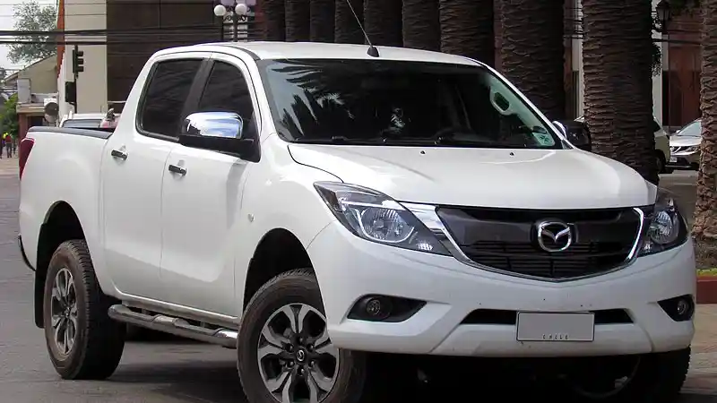 Pikap - Mazda BT-50, Si Kembar Yang Kalah Pamor