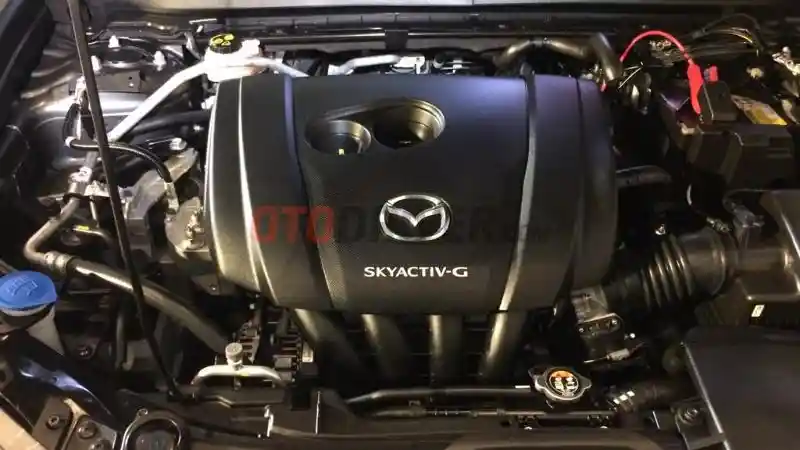 Foto - Tak Ada Kata Mesin CX-3 Terlalu Besar