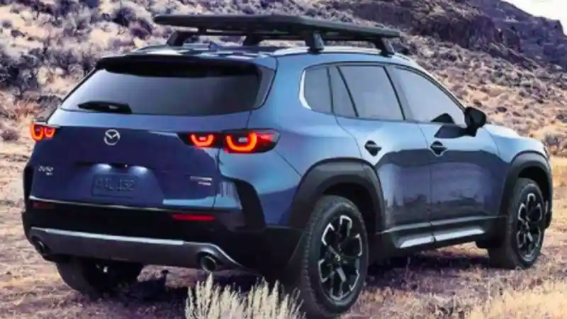 Foto - Mazda CX-50 Melakukan Debut Dunia-nya