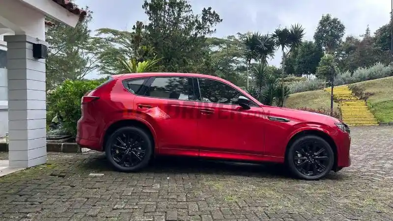 Foto - Test Drive Mazda CX-60 : Tantangan Serius Untuk SUV Eropa