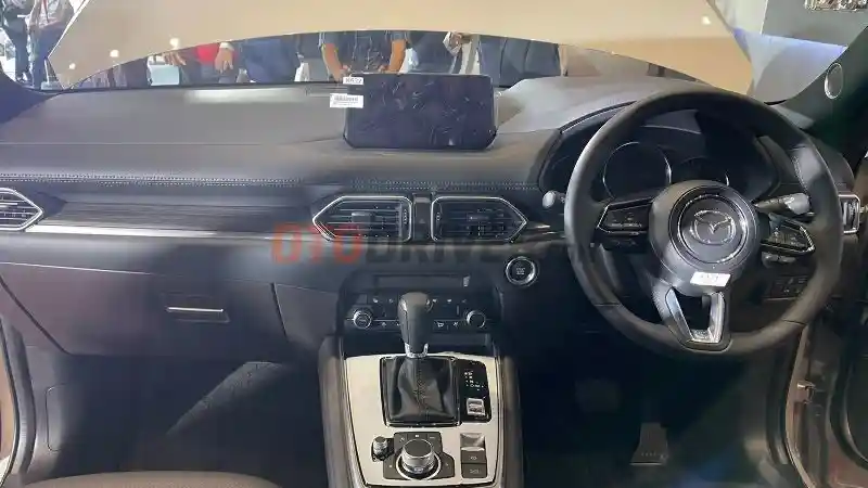 Foto - Mazda Indonesia Segarkan Tampilan Mazda CX-8, Harganya Rp 795 Juta