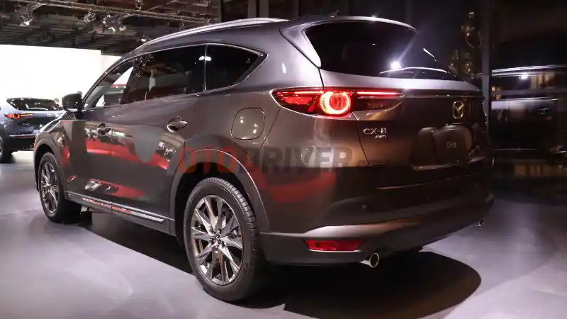 Foto - Detik-detik Peluncuran CX-8 di Indonesia