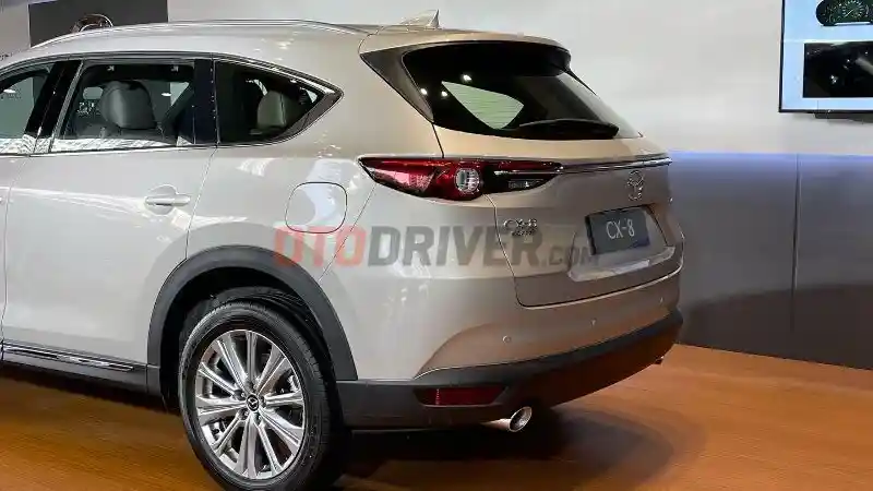 Foto - Mazda Indonesia Segarkan Tampilan Mazda CX-8, Harganya Rp 795 Juta