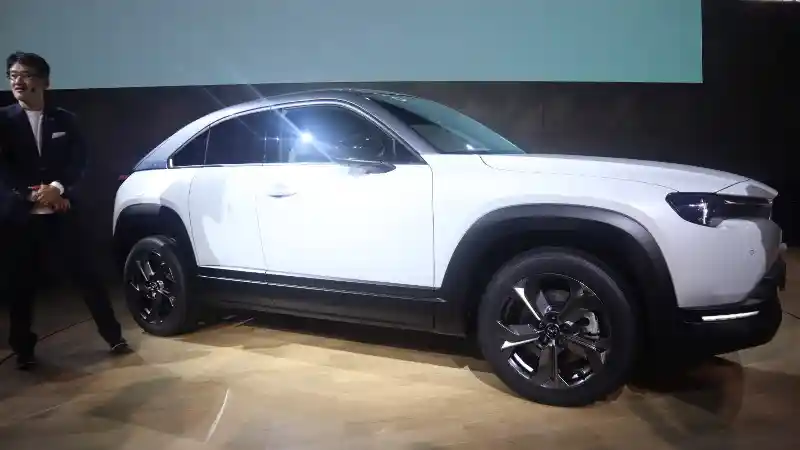 Berita - Mau Bawa MX-30 ke Indonesia, Mazda?