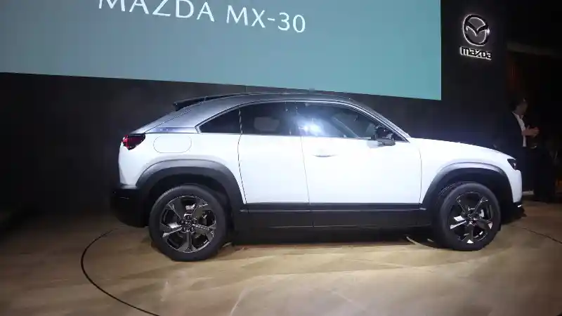 Foto - TMS 2019 : Penampakan Detail Mazda MX-30 Concept (20 FOTO)