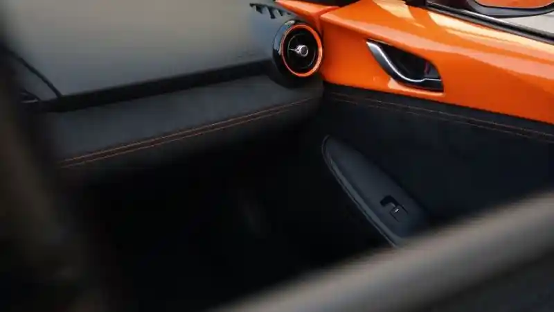 Foto - Mazda MX-5 30th Anniversary Edition Dibanderol RP 500 Jutaan