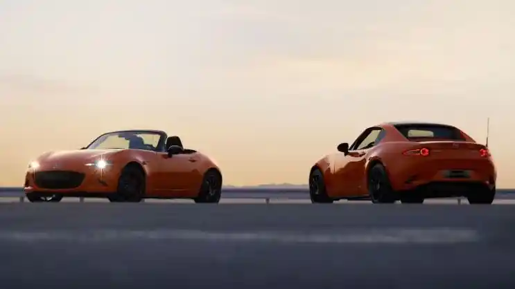 Foto - Mazda MX-5 30th Anniversary Edition Dibanderol RP 500 Jutaan