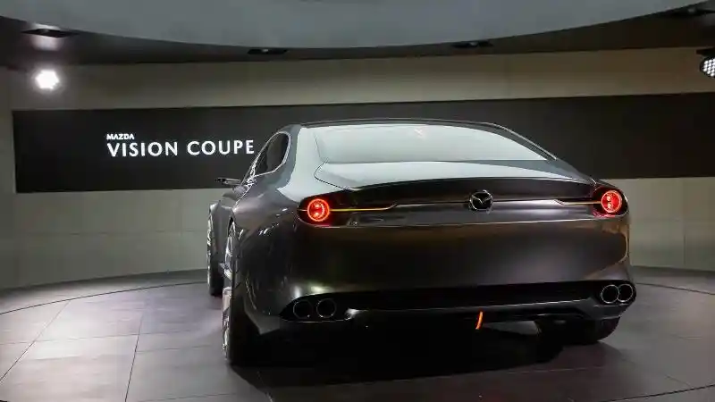 Foto - Ssst! Mazda Siapkan Mesin 6 silinder Untuk Bersaing Dengan BMW 