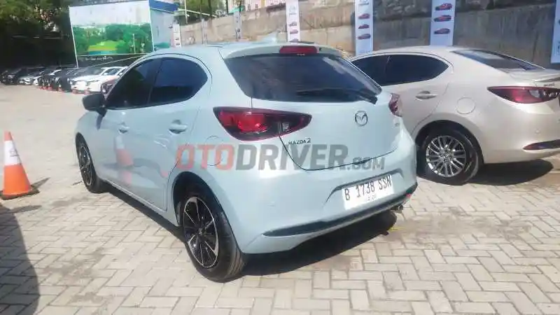 Foto - Lebih Sporty, Mazda 2 Hatchback Dapat Penyegaran Di Akhir Tahun