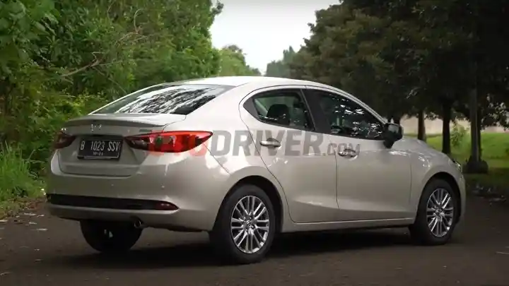 Foto - Mazda2 Sedan, Sebuah Pilihan Menarik Untuk First Time Buyer