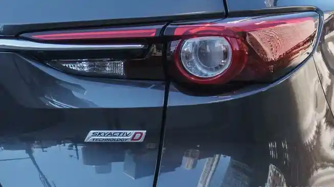 Foto - Detail Mazda CX-8 Bocor Di Jepang, Meluncur September 2017