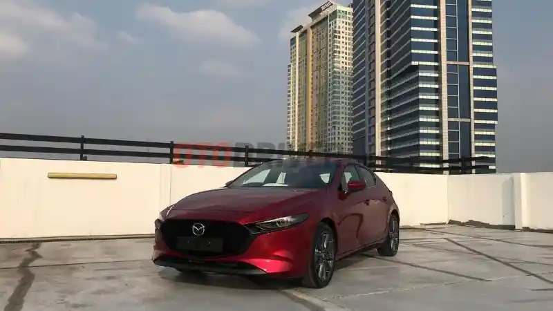 Foto - First Impression Mazda 3 Hatchback Generasi Terbaru 
