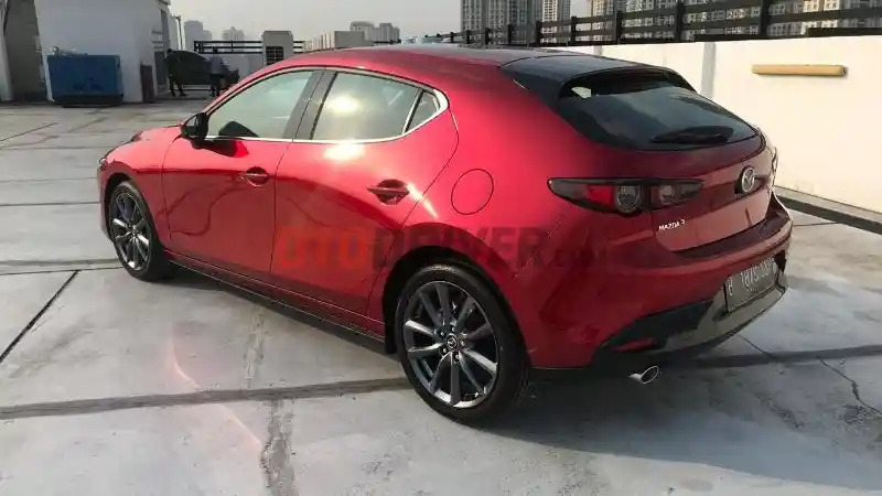 Foto - First Impression Mazda 3 Hatchback Generasi Terbaru 