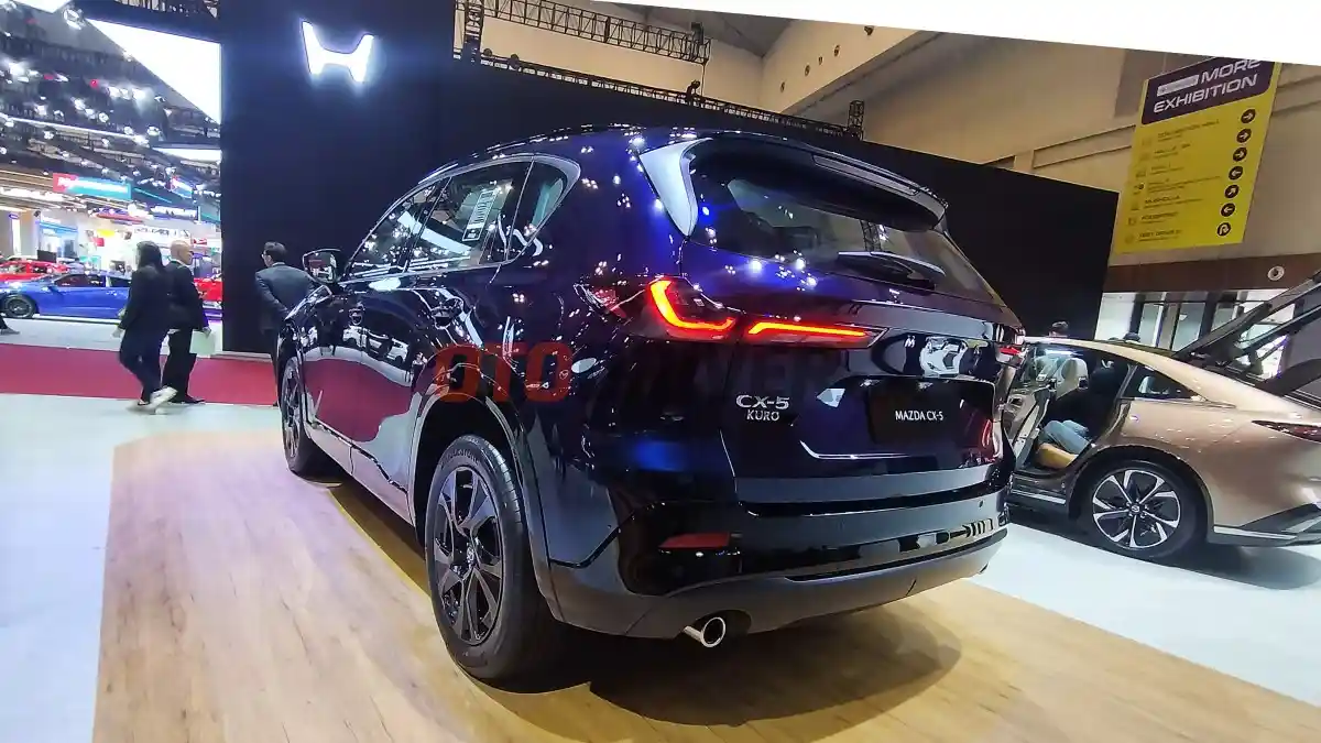 Foto - Generasi III Mazda CX-5 Resmi Mengaspal Di Indonesia, Sekaligus Bawa Warna Baru