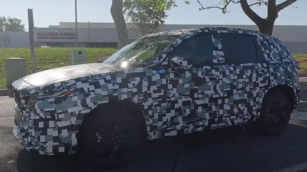 Foto - Mazda CX-5 Generasi Terbaru Muncul, Pakai Mesin Hybrid?