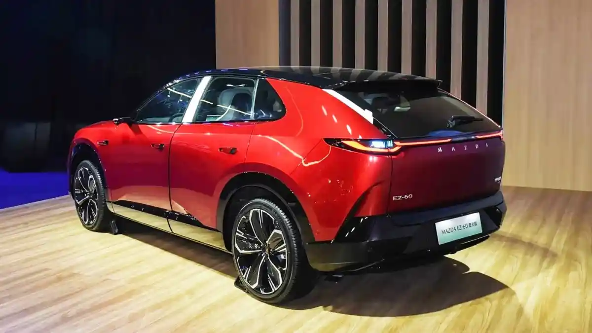 Foto - Mazda CX-6e Makin Canggih, Sudah Pakai LiDAR. Bakal Masuk Indonesia?