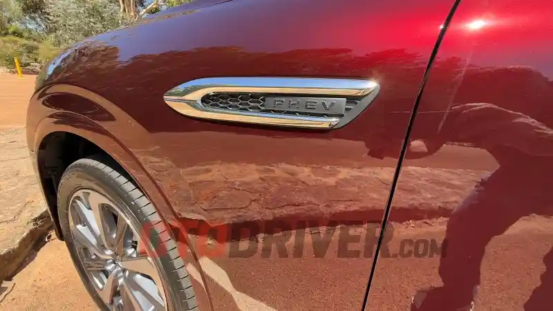 Foto - Jajal Mazda CX-80 PHEV Di Benua Kangguru. Seberapa Menjanjikan?