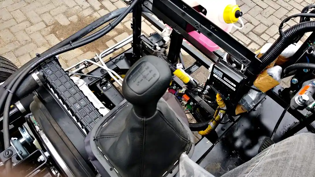 Foto - Mercedes-Benz OF 917 4x2: ‘Kuda Hitam’ Di Rute AKDP