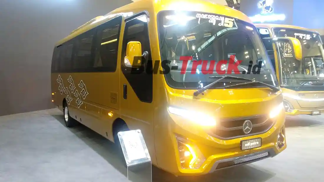 Foto - Penjualan Tiga Raksasa Truk Di GIIAS 2024