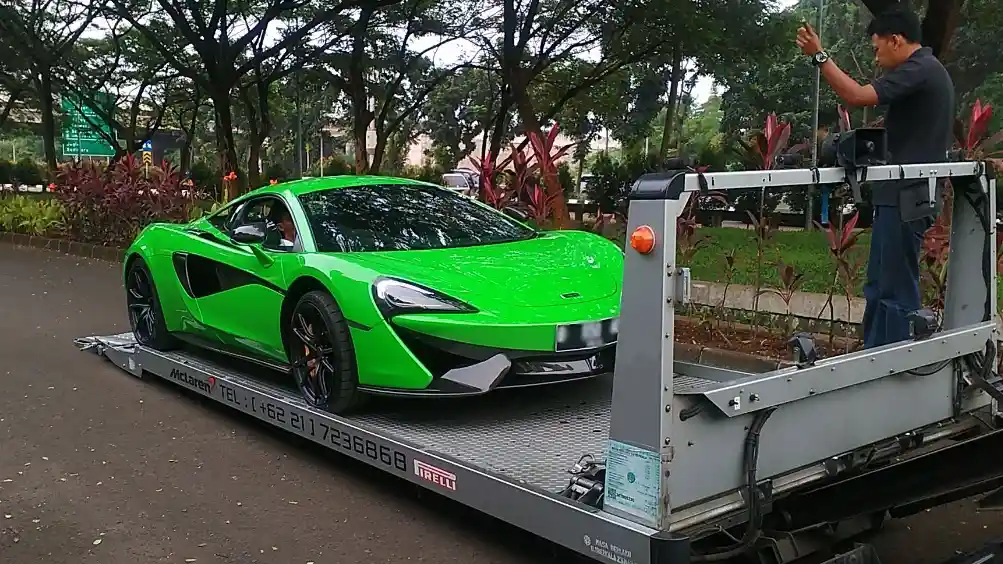 Foto - Mencengangkan! Biaya Servis Sebuah McLaren Setara 2 Buah Toyota Avanza