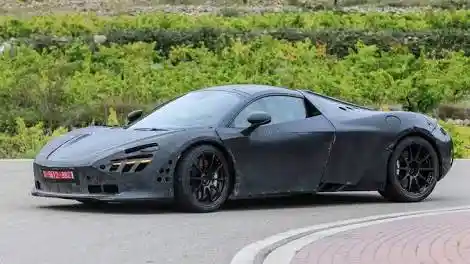 Foto - McLaren 720S Pesaing Lamborghini Aventador Masuk Indonesia Juni 2017