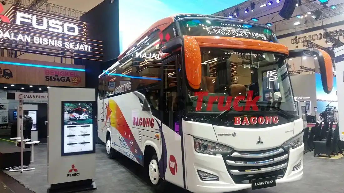 Foto - Mitsubishi Fuso Masih Jadi Yang Terlaris, Model Apa Saja Yang Paling Laku?