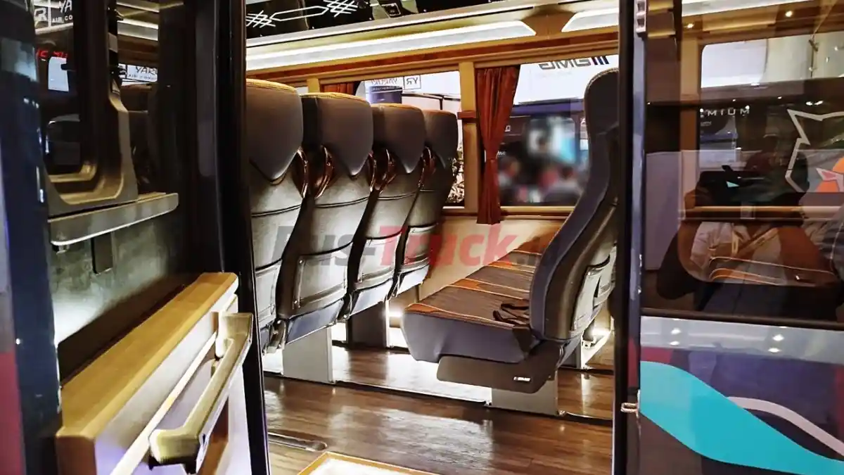 Foto - Interior Bus Pariwisata Makin Mewah Sekaligus Nyaman
