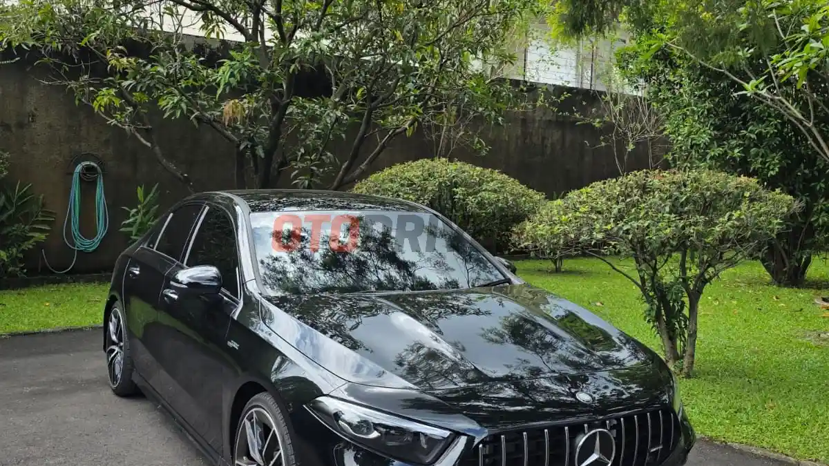 Berita - Holiday In Style 2025, Mercedes-AMG A35 Sedan Sportscar Eropa Paling Rasional