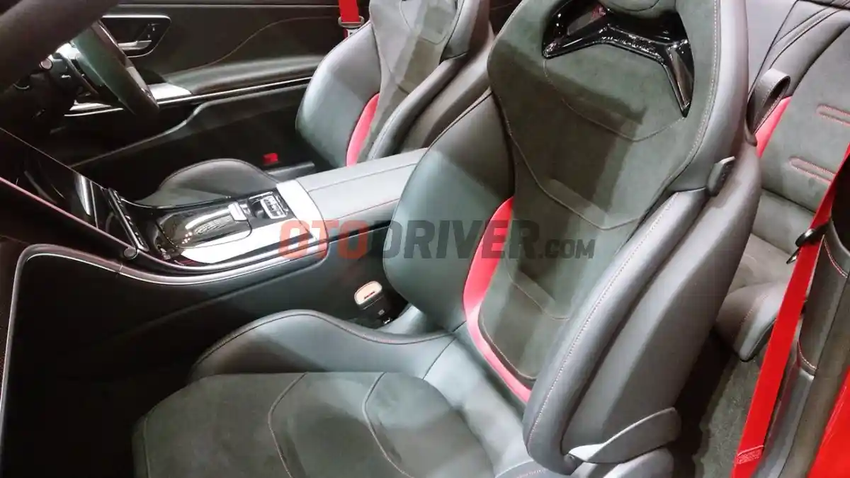 Foto - Hanya Ada Lima Unit Tahun Ini, Mercedes-AMG CLE 53 4MATIC+ Banyak Disukai Kaum Wanita