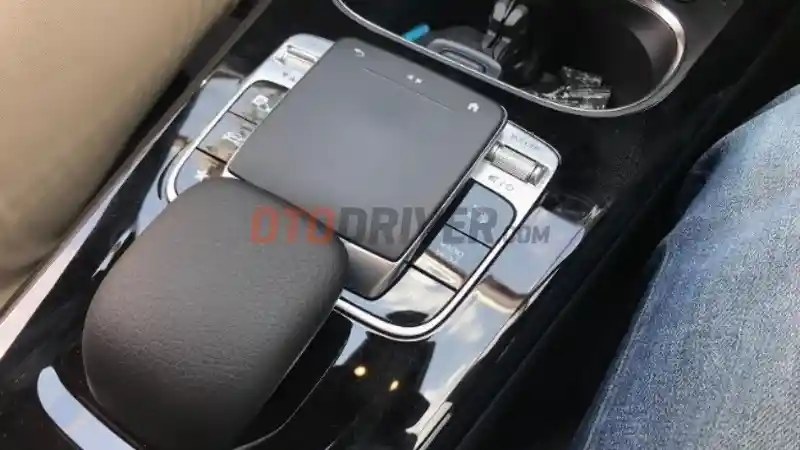 Foto - First Drive: Mercedes-Benz A 200 Progressive Line