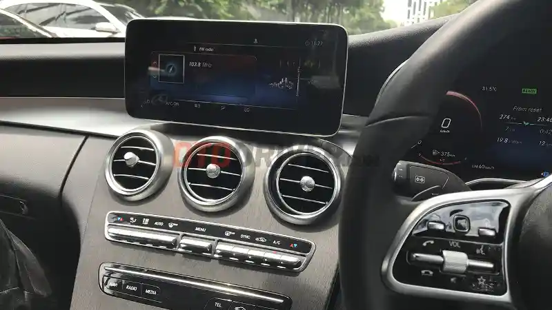 Foto - First Drive: Mercedes-Benz New C-200 EQ Boost Avantgarde Line FL 2018