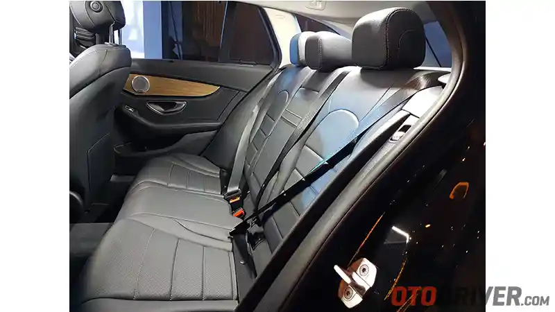 Foto - Cara Mudah Bersihkan Jok Kulit Mobil Anda