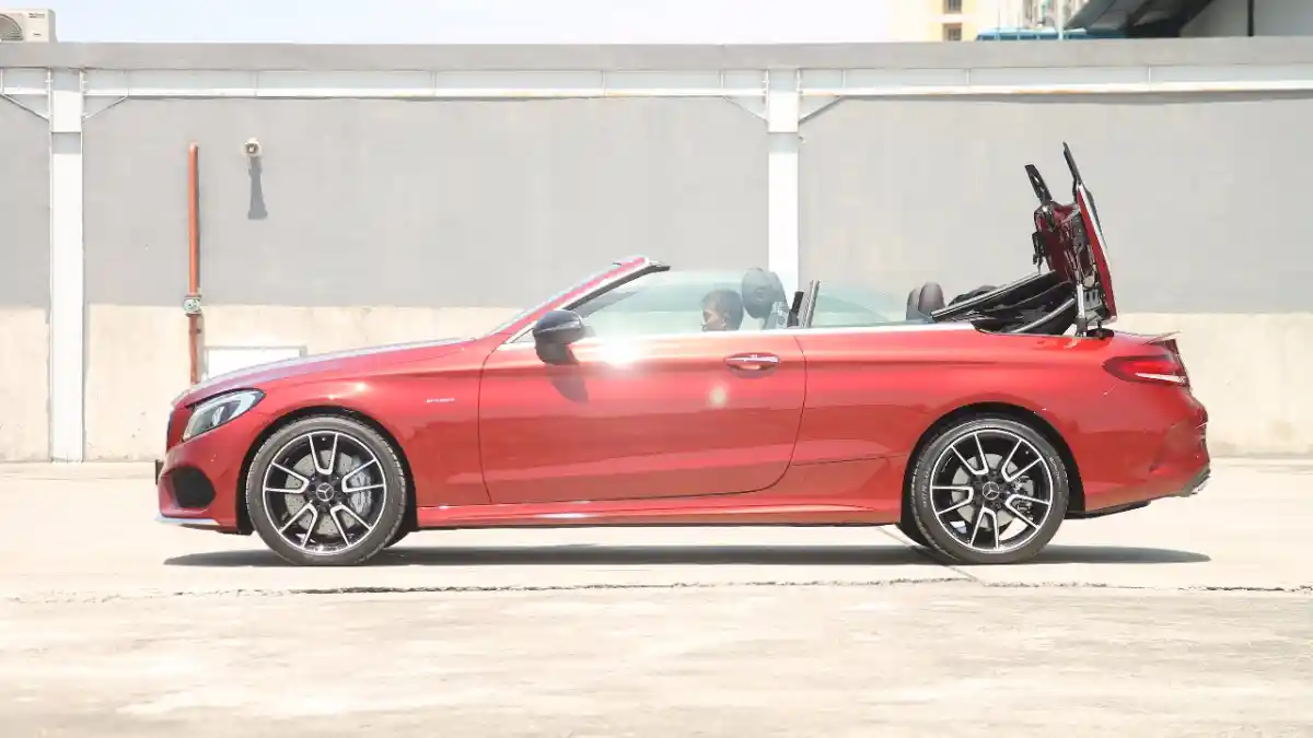 Foto - FIRST DRIVE: Mercedes-Benz AMG C43 2017