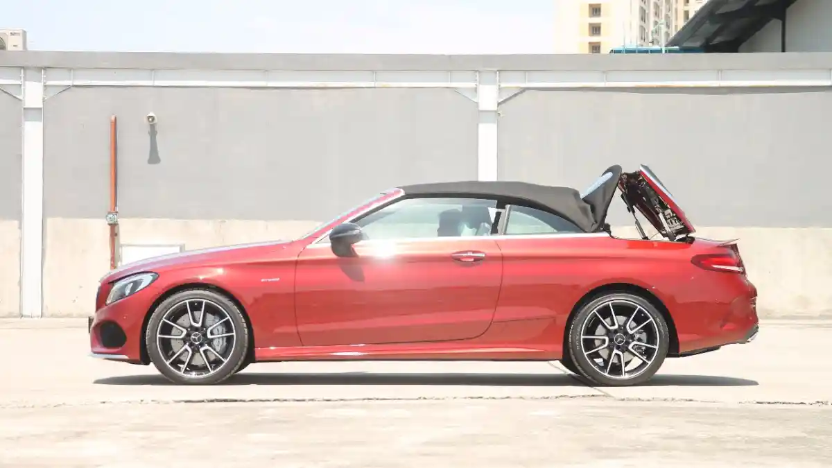 Foto - FIRST DRIVE: Mercedes-Benz AMG C43 2017