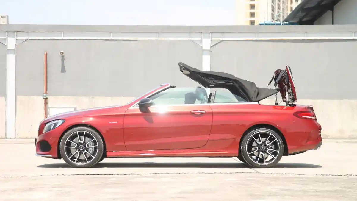 Foto - FIRST DRIVE: Mercedes-Benz AMG C43 2017