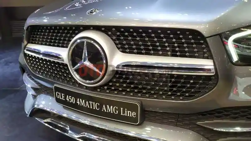 Foto - 2,6 Juta Mobil Mercedes-Benz Di Cina Terkena Recall