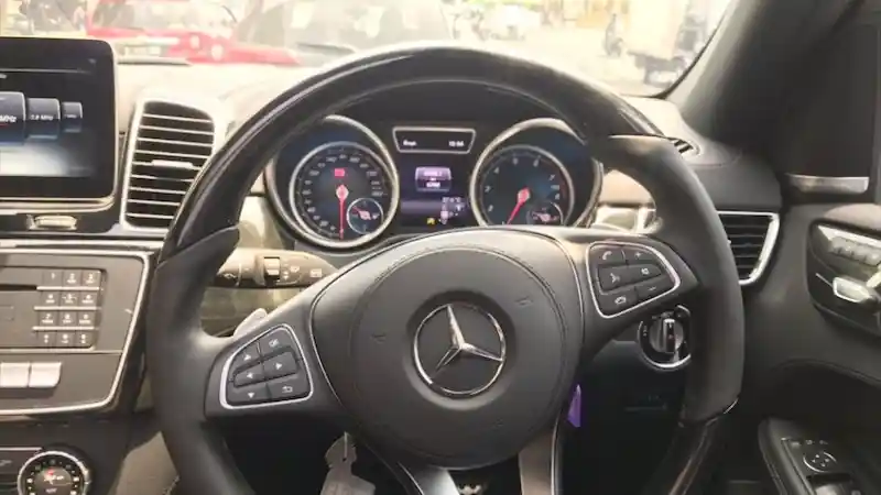 Foto - First Drive: Mercedes-Benz GLS 400 AMG Line 2018