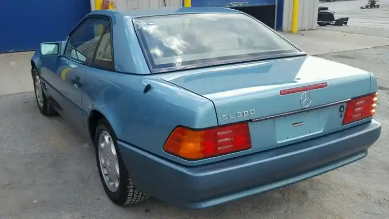 Foto - Mercedes-Benz SL 500 1992 Hasil Curian Ditemukan Dalam Kondisi KM Rendah