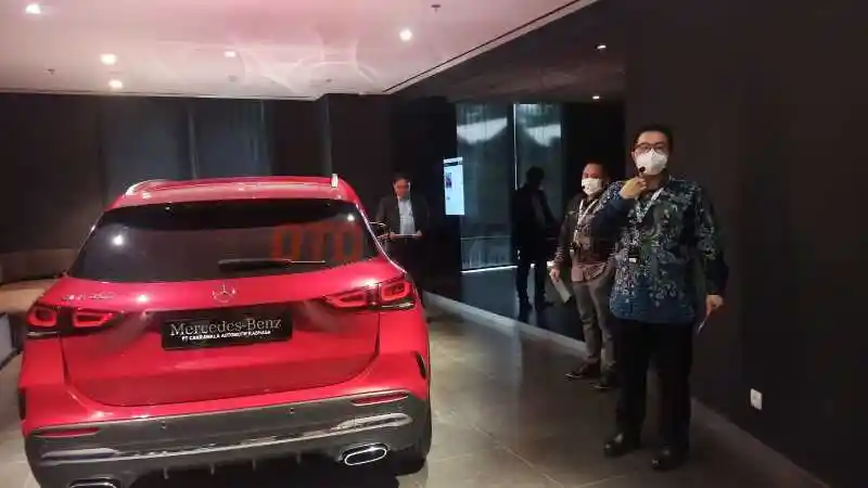 Foto - Manjakan Konsumen, Diler Resmi Mercedes Benz di Wilayah Ini Bawa Konsep Baru