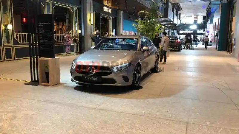 Foto - Hadirkan 20 Model Baru, Penjualan BMW Kalahkan Mercedes-Benz Tahun Ini