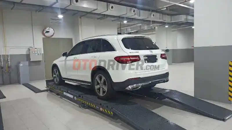 Foto - Manjakan Konsumen, Diler Resmi Mercedes Benz di Wilayah Ini Bawa Konsep Baru