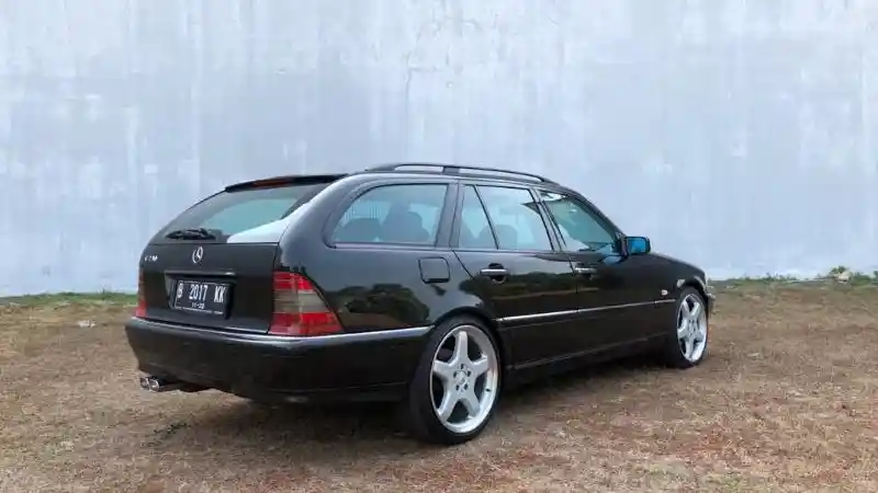 Foto - Mengenal Identifikasi Kode Sasis Mercedes-Benz