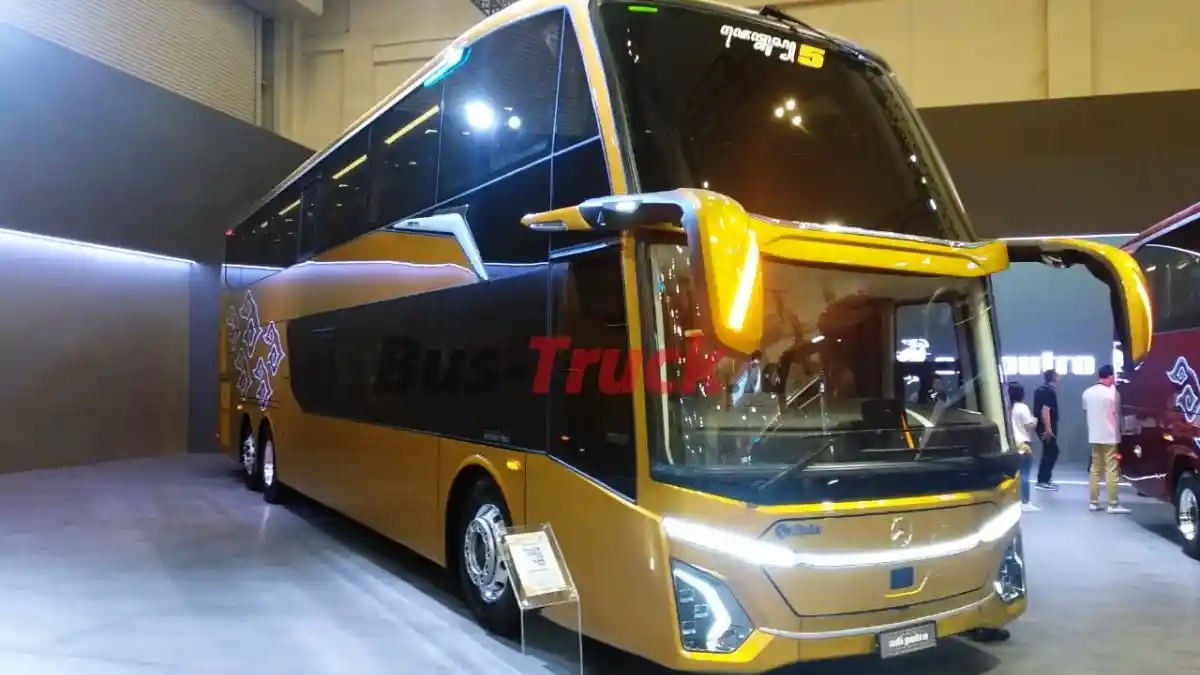 Foto - Dealer Asal Bandung Ini Paling Banyak Merilis Bus Mercedes-Benz Pada Tahun 2024