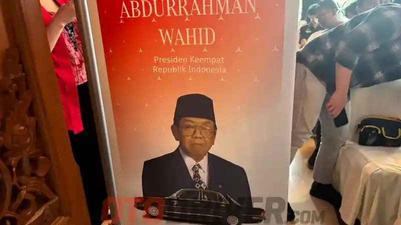 Foto - Melihat Mobil Mercedes-Benz Presiden Indonesia Dari Masa ke Masa