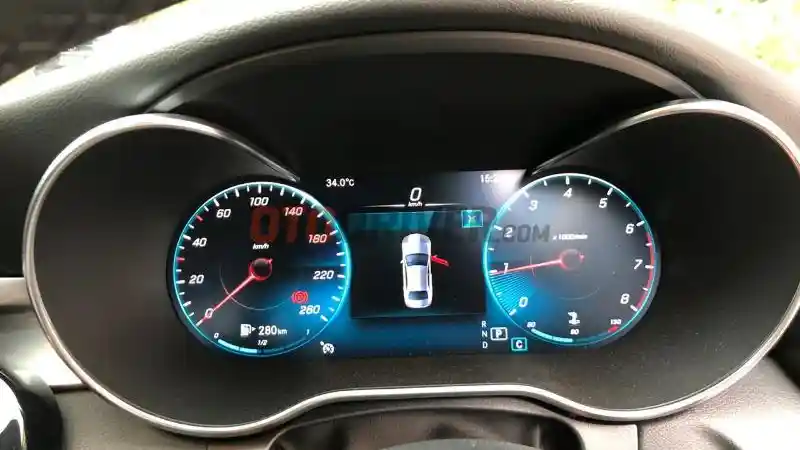 Foto - First Drive: Mercedes-Benz C 180 Avantgarde Line 