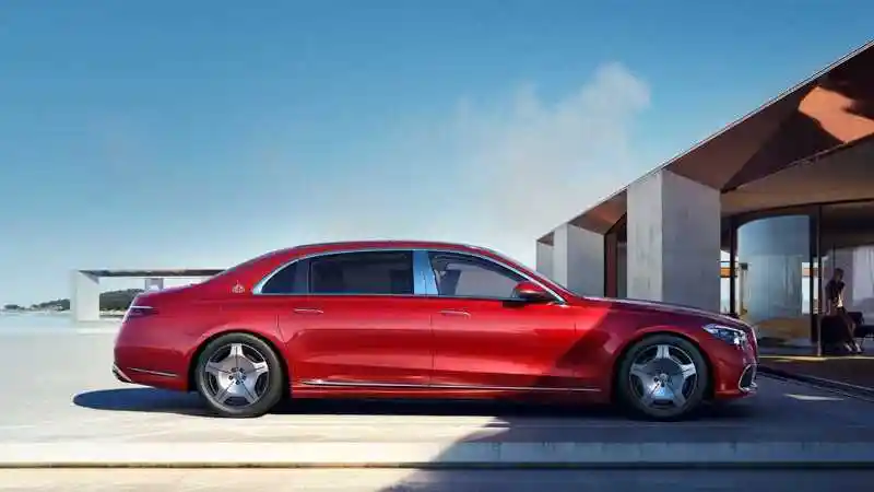 Foto - Mercedes-Maybach Terbaru Resmi Diluncurkan, Jadi Mobil Super Mewah di China