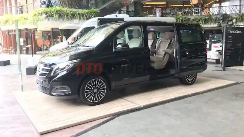 Berita - GALERI: MPV Mewah Mercedes-Benz Indonesia (24 Foto)