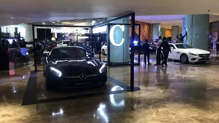 Foto - Mercedes-Benz Star Expo Jadi Ajang Unjuk Produk dan Pamer Penjualan