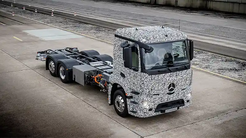 Truk - Mercedes-Benz : Urban e-Truck, Sang Pelopor Truk Bertenaga Listrik